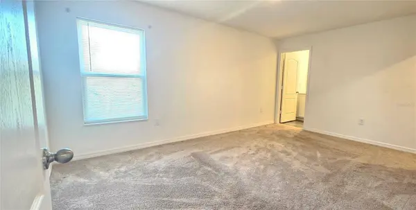 667 BAY LEAF DR, Kissimmee, FL 34759
