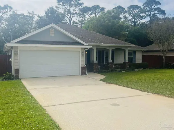 7597 Blackjack Cir, Navarre, FL 32566