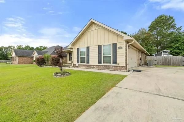 7807 Jewt Ln, Pensacola, FL 32526