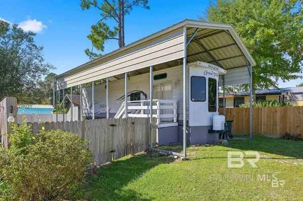 63 Buena Vista Drive, Lillian, AL 36549