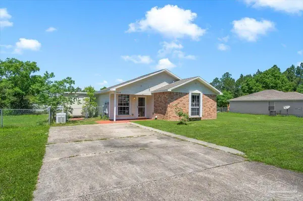 479 Bay Pine Villa Dr, Pensacola, FL 32506