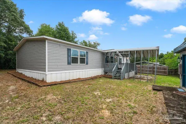 5205 Kee Memorial Dr, Pensacola, FL 32507