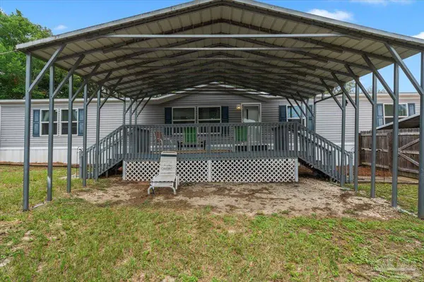 5205 Kee Memorial Dr, Pensacola, FL 32507