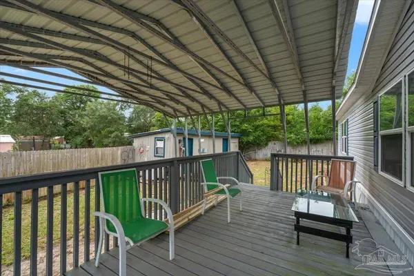 5205 Kee Memorial Dr, Pensacola, FL 32507