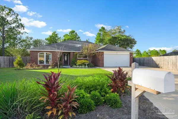 23 Genoa Pl, Pensacola, FL 32507