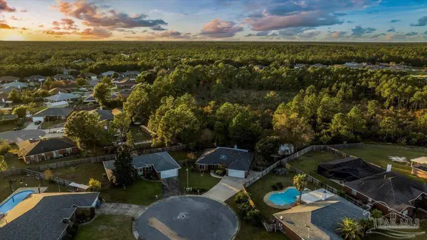 23 Genoa Pl, Pensacola, FL 32507