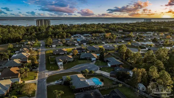 23 Genoa Pl, Pensacola, FL 32507
