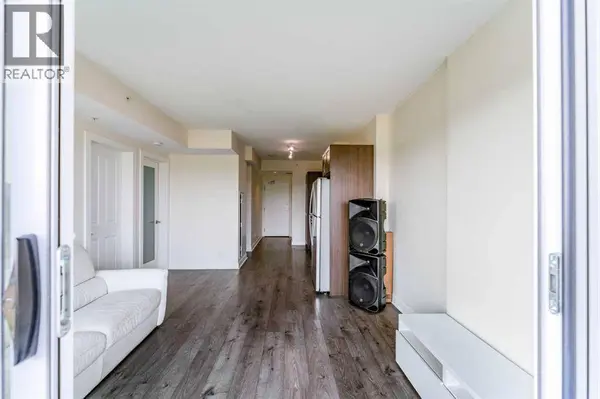 511, 30 Brentwood Common NW, Calgary, AB T2L2L8