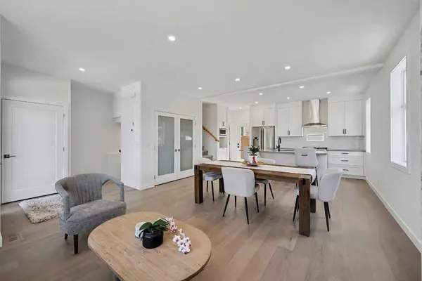 753 Centre AVE NE, Calgary, AB T2E4B6