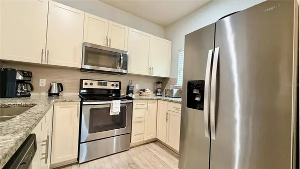 8947 SHINE DR, Kissimmee, FL 34747
