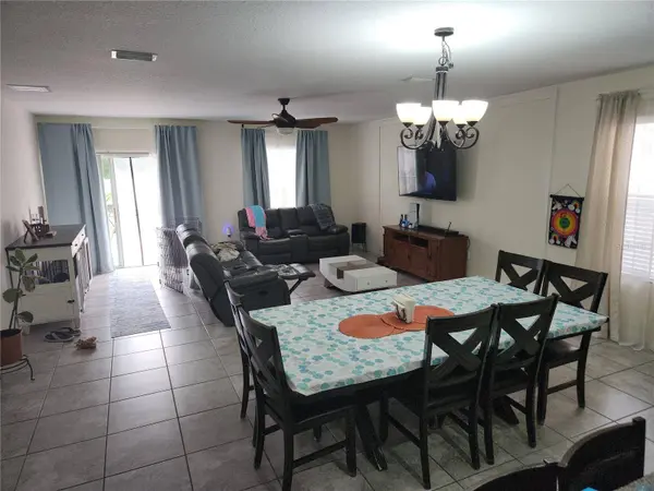 1608 REDMOND BROOK LN, Ruskin, FL 33570