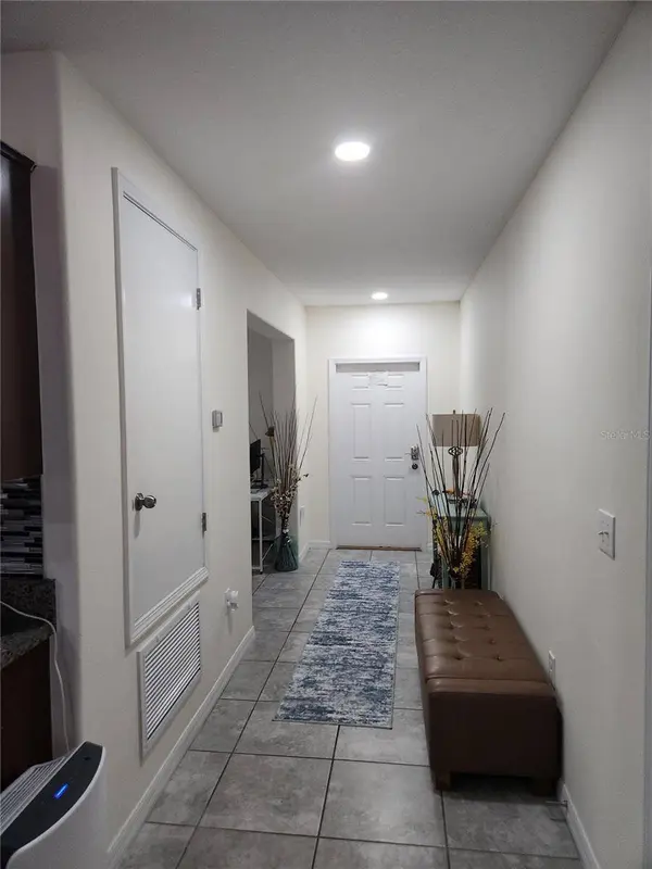1608 REDMOND BROOK LN, Ruskin, FL 33570