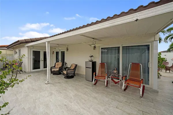 741 SW 99th Ct Cir, Miami, FL 33174
