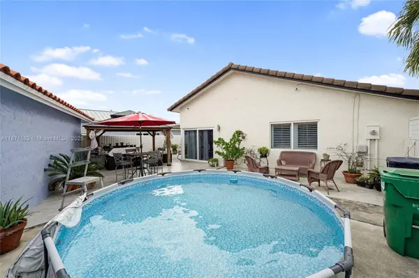 741 SW 99th Ct Cir, Miami, FL 33174
