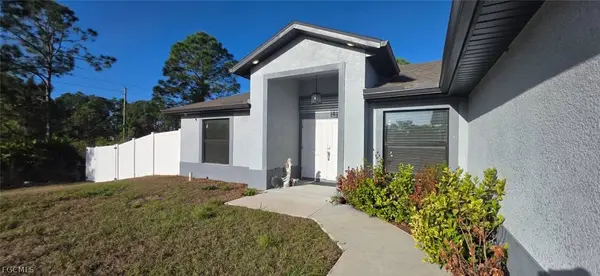 1703 Edison AVE, Lehigh Acres, FL 33972