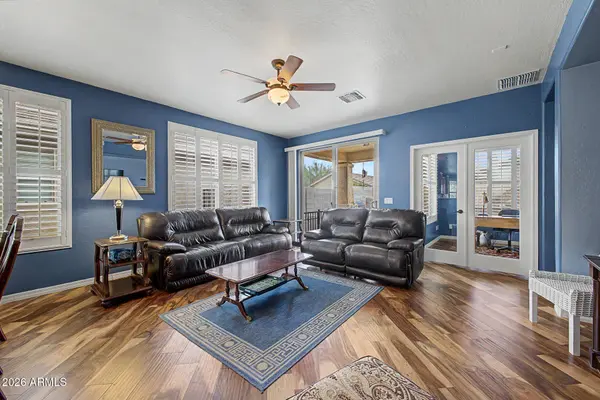 696 W SUNDANCE Circle, San Tan Valley, AZ 85143