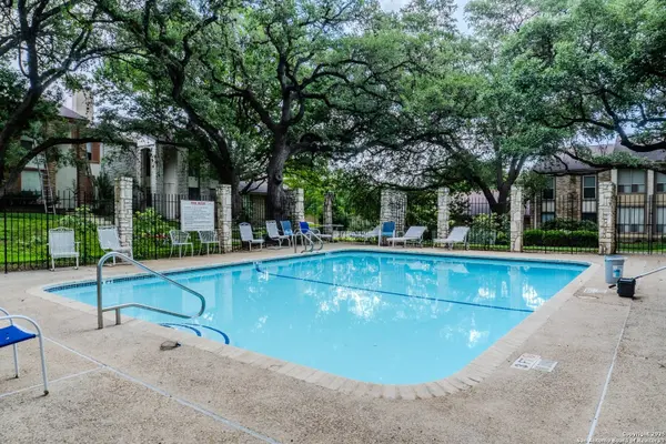 11303 Vance Jackson UNIT H2, San Antonio, TX 78230