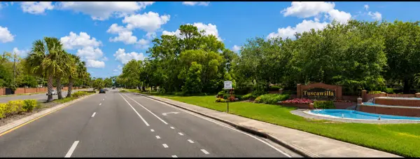 Living in Winter Springs, FL: A Local Real Estate Guide,Roger & Aimee Brown