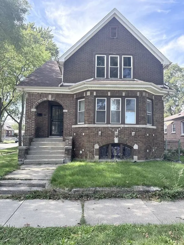 10224 S Princeton AVE