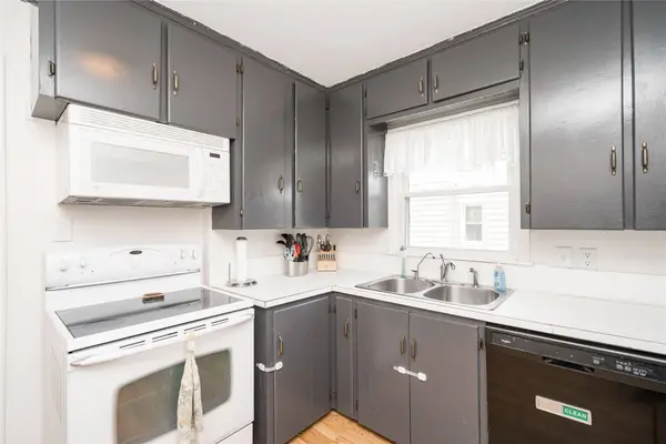 301 Hillside Avenue, West Des Moines, IA 50265