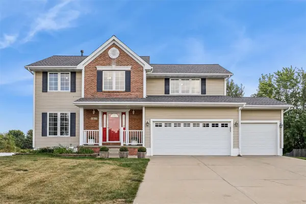 1015 SE Applewood Lane, Waukee, IA 50263