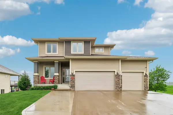 12370 NW 111th Avenue, Granger, IA 50109