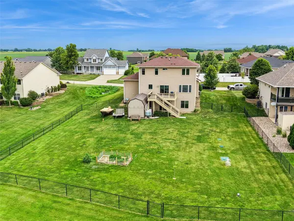 12370 NW 111th Avenue, Granger, IA 50109