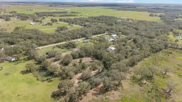 2410 Thornton Rd, Zolfo Springs, FL 33890-9530