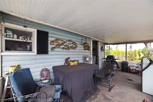 560 N Palm AVE, Frostproof, FL 33843