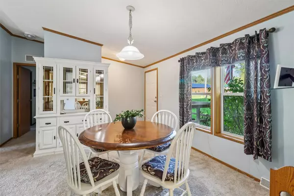 5080 NE 3rd Street, Des Moines, IA 50313