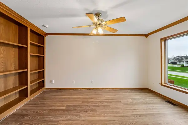 530 NE Stoneridge Drive, Ankeny, IA 50021