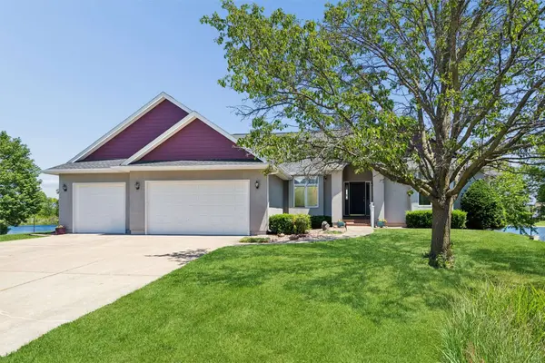 810 NE Vail Court, Ankeny, IA 50021
