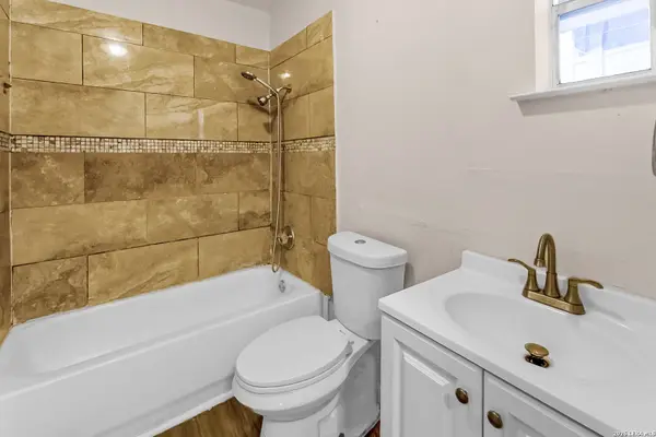 827 W Rosewood UNIT 6, San Antonio, TX 78212