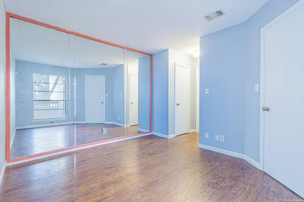 10527 PERRIN BEITEL UNIT C211, San Antonio, TX 78217