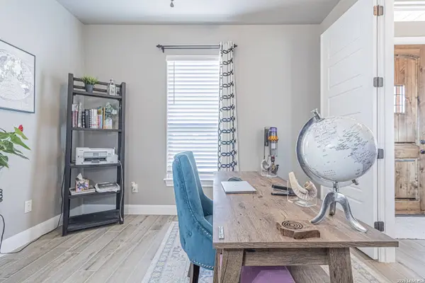 157 Summer Meadow, La Vernia, TX 78121