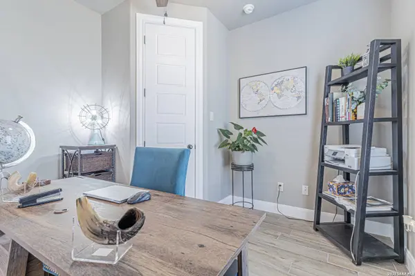 157 Summer Meadow, La Vernia, TX 78121