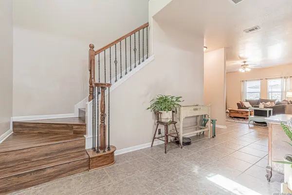 8223 Sabinoso, Helotes, TX 78023