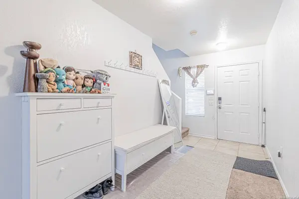 7419 MONETS GDN, San Antonio, TX 78218