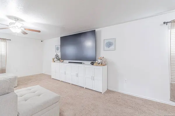 7419 MONETS GDN, San Antonio, TX 78218