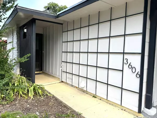 3606 Versailles, San Antonio, TX 78219