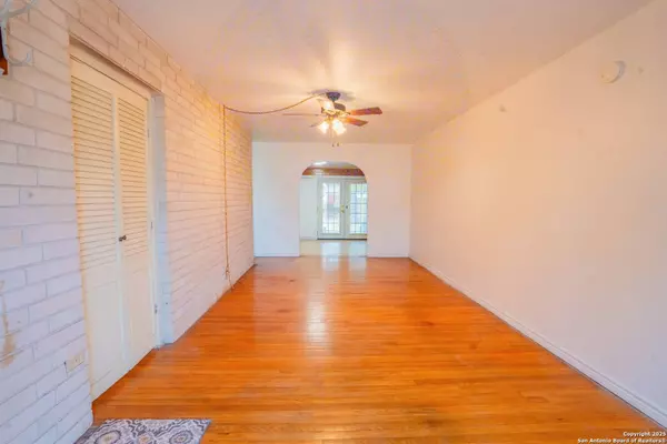 146 Marlena, San Antonio, TX 78213