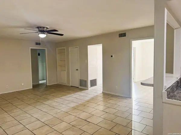 Castle Hills, TX 78213-2210