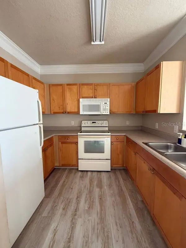 8848 VILLA VIEW CIR #206, Orlando, FL 32821