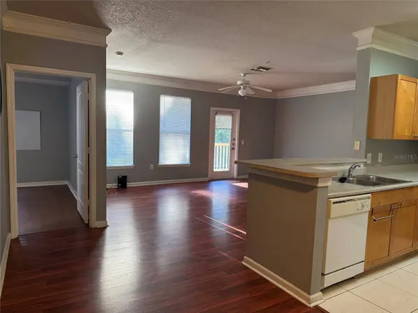 8818 VILLA VIEW CIR #307, Orlando, FL 32821