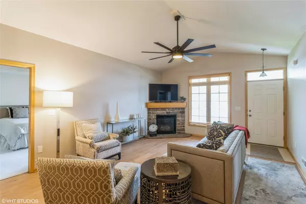 2124 SW 35th Street, Ankeny, IA 50023