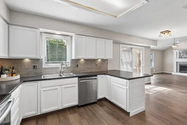 206 NW Ridgeline Drive, Ankeny, IA 50023