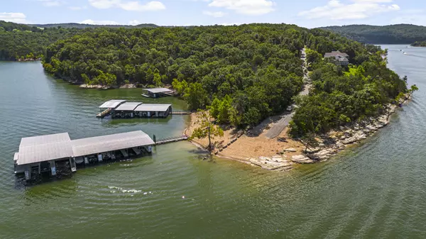 Ridgedale, MO 65739-7508,135 Long Point Ln