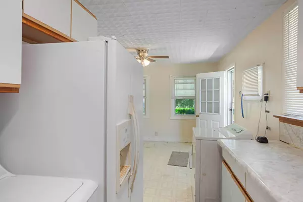 295 Glendale ST, Rockaway Beach, MO 65740