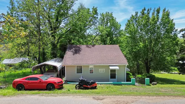 295 Glendale ST, Rockaway Beach, MO 65740