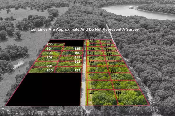 000 Woodland Shores, Golden, MO 65658